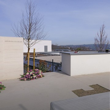 Crématorium Montmartre, Saint-Étienne : jardin du souvenir